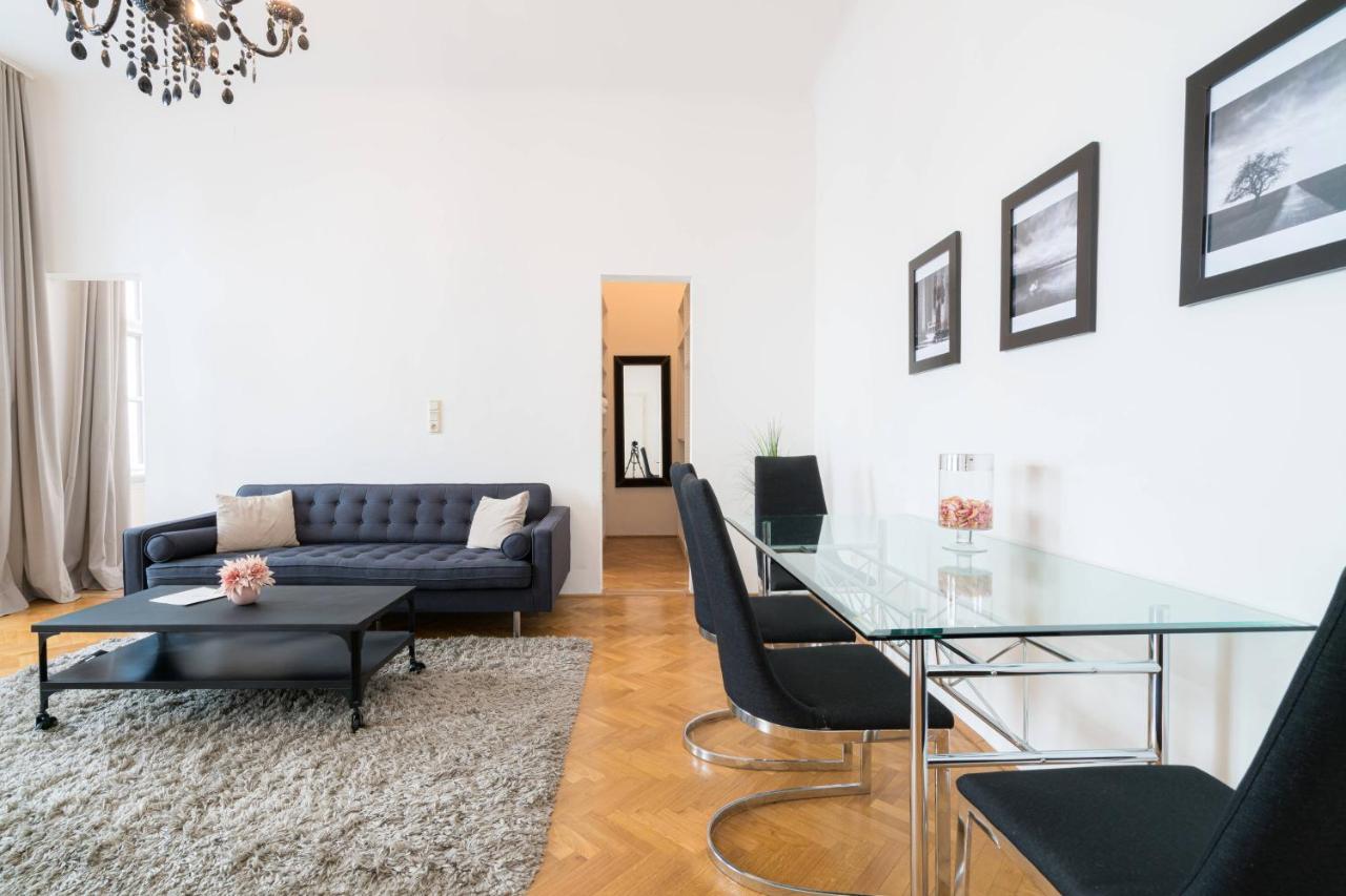 Vienna Residence, Volkstheater - Parliament Екстер'єр фото